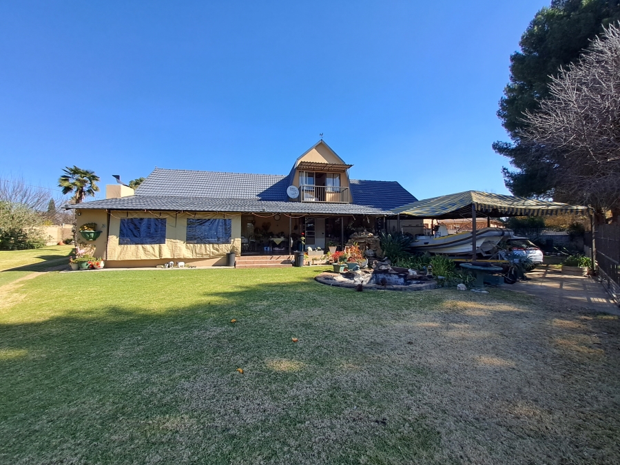 4 Bedroom Property for Sale in Deneysville Free State